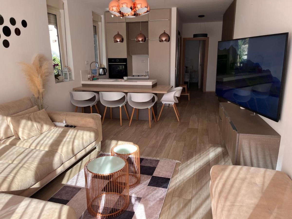 Atina Apartment, City Centre Budva ,Luxurious, Bright, Parking Exterior photo